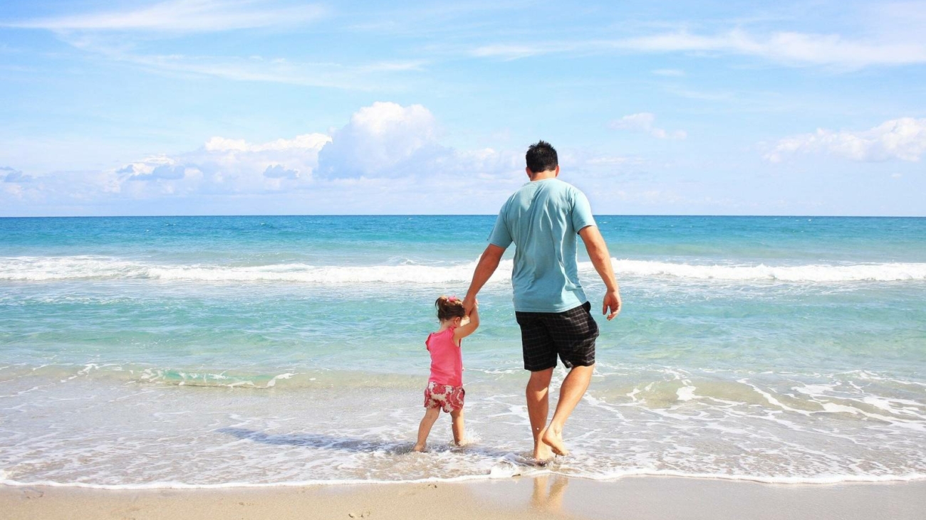 father6567341920jpg_5f0a32446a4fd