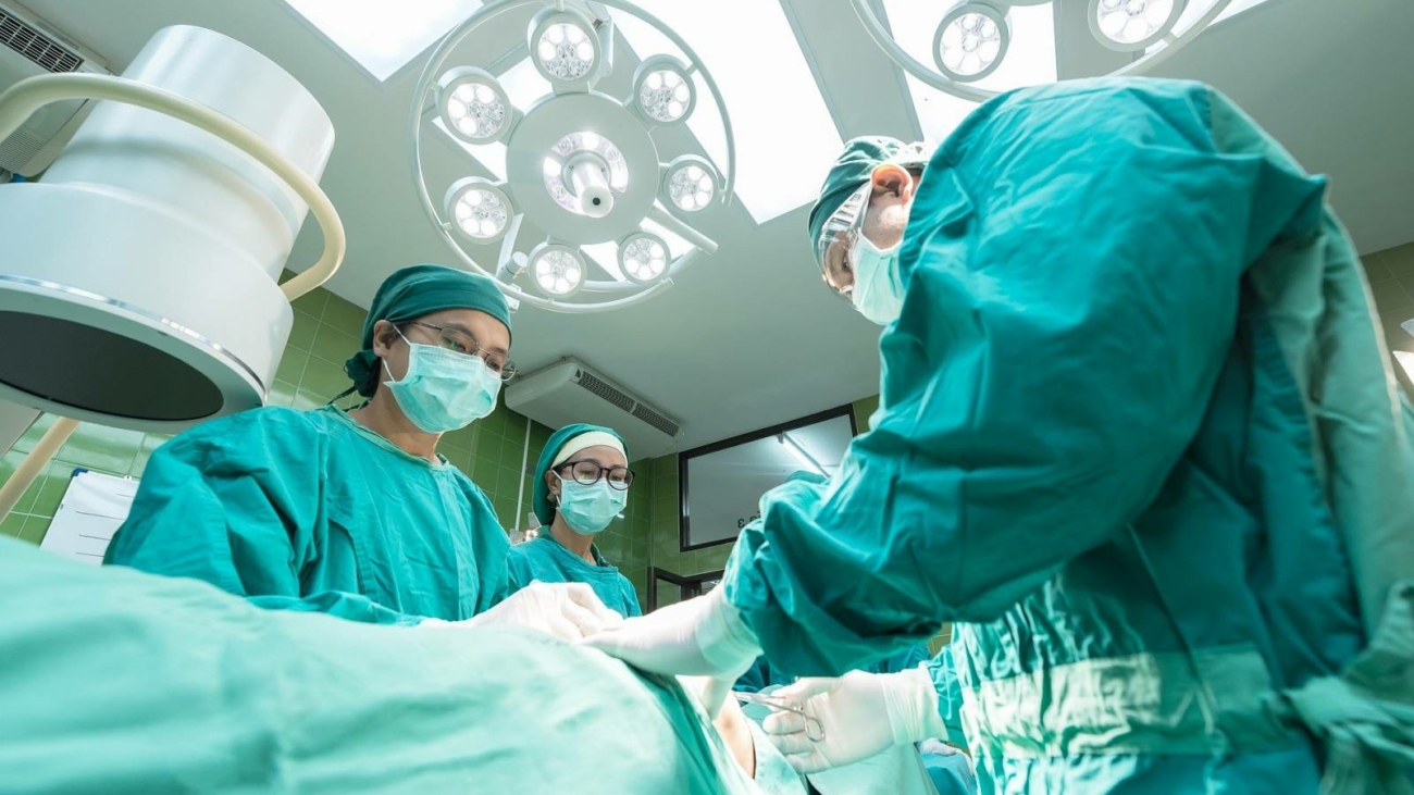 surgerygb50e3c8a81920jpg_61571fca83dae