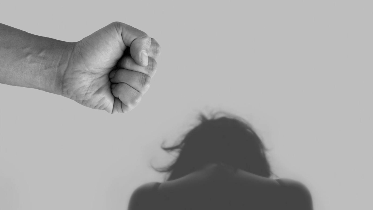 violenceagainstwomen42097781920jpg_5f09f7c21352b